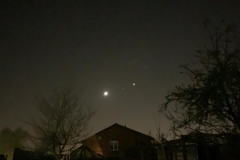 Iss-slipping-between-the-now-moon-and-Venus-at-20.33-2020-03-28-at-20.33.23