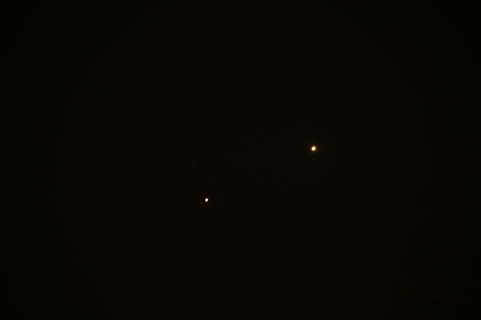 Richard-Bohner-Venus-and-Jupiter-WhatsApp-Image-2022-04-29-at-10.03.12-PM