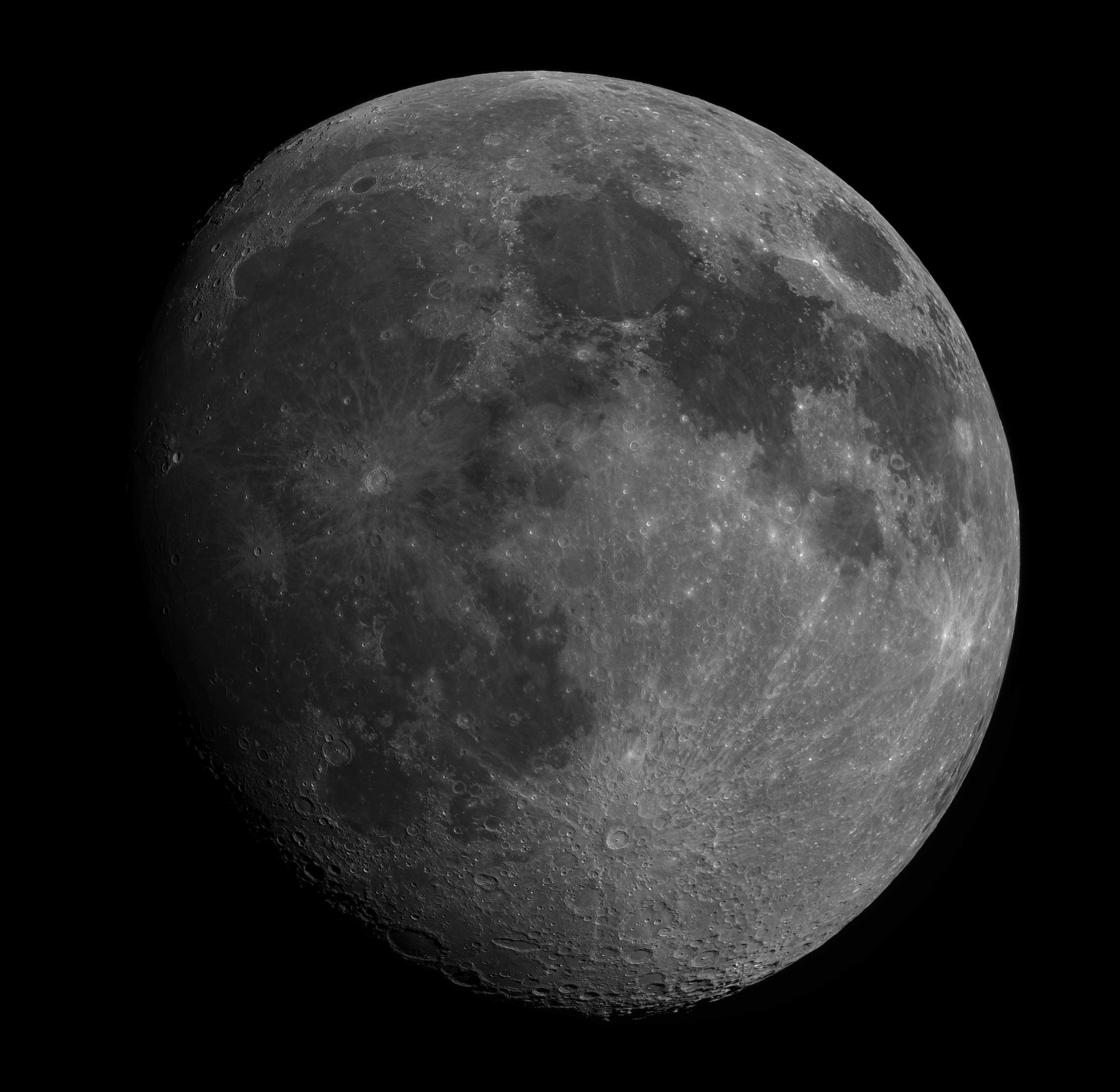 Neil-Webster-MOON-April-13th-2022-Waxing-Gibbous-87-11.23-days