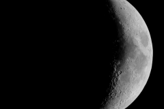 4-Day-old-Moon-2019-04-10-Stack161